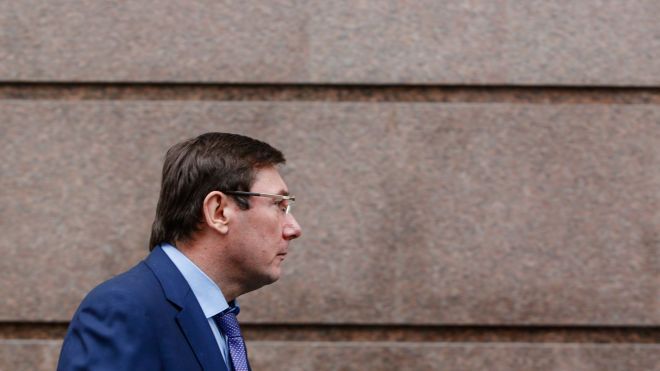 Суд обязал ГБР открыть дело против Луценко за разглашение данных по делу Гандзюк