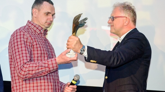 Сенцову вручили награду Польской киноакадемии за «Отвагу и несокрушимость»
