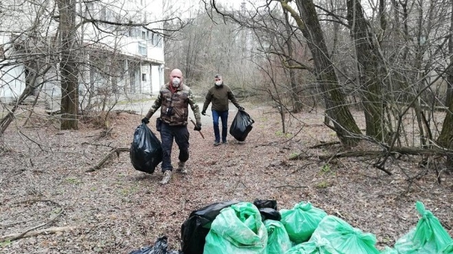#TrashTagChallenge добрался до Чернобыля. В зоне отчуждения убрали мусор после туристов