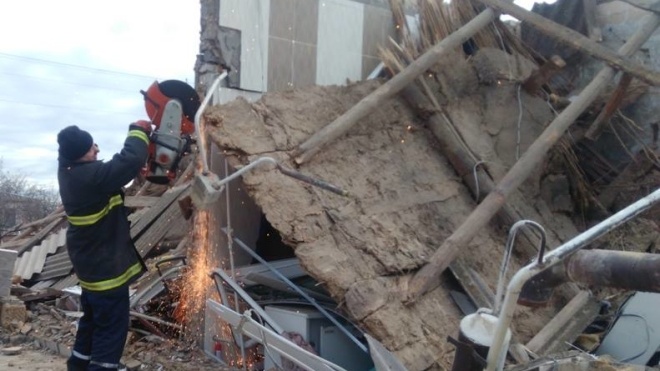 Взрыв разрушил дом площадью 120 кв. м в Херсонской области. Среди пострадавших — младенец