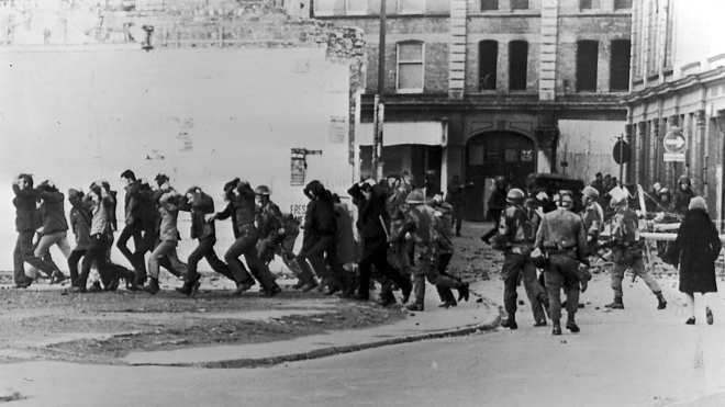 Кровавое воскресенье 1972 года: в Северной Ирландии спустя полвека судят британского десантника за расстрел демонстрантов
