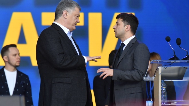 Зеленський і Порошенко обмінюються взаємними обвинуваченнями під час дебатів