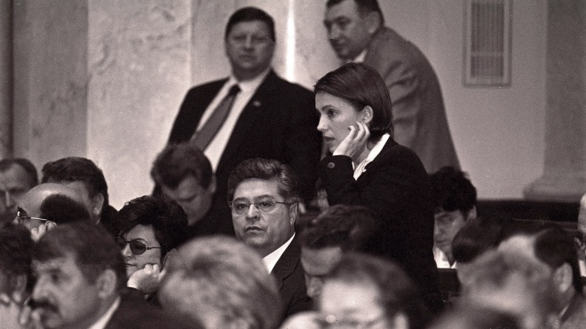 Сьогодні Юлії Тимошенко виповнилося 58 років, з яких 21 вона провела в політиці. Весь цей час її фотографував Олександр Клименко — theБабель публікує кращі знімки з його архіву