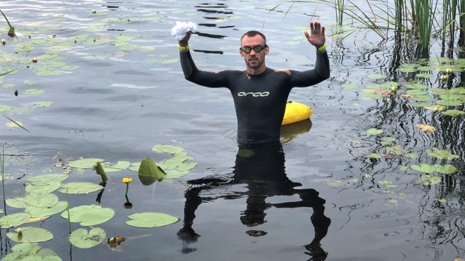 Украинский спортсмен проплыл почти 1000 километров, чтобы привлечь внимание к загрязнению Днепра