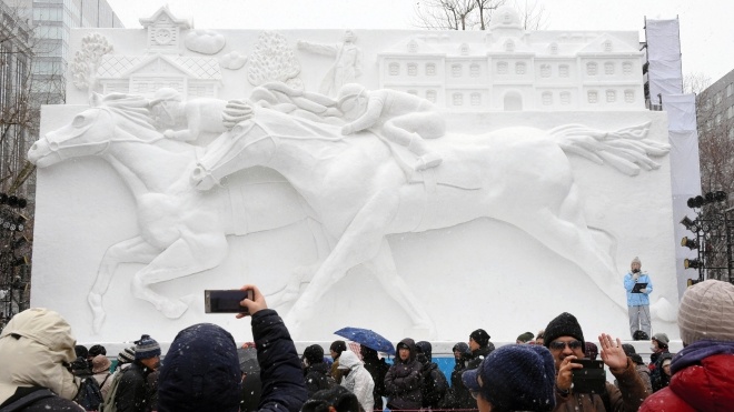 В Японии начался 70-й Снежный фестиваль в Саппоро. Зрителей ждут почти 200 скульптур из снега и льда