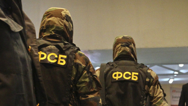 ФСБ заявила про затримання підозрюваних у підготовці теракту в Сімферополі. Їх повʼязали з «радикалами з Донбасу»