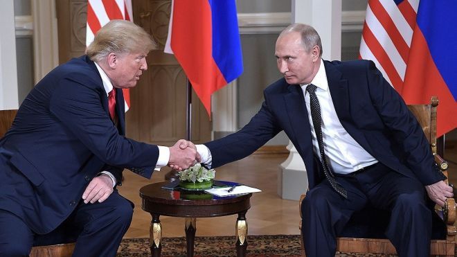 Трамп відклав зустріч з Путіним на наступний рік через «полювання на відьом»