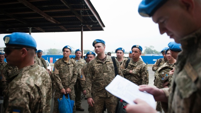 Миротворців ООН уводитимуть на Донбас поетапно. Міжнародна робоча група частково досягла компромісу