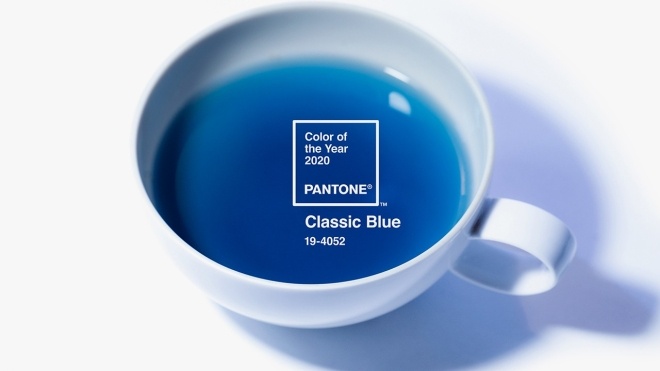 Pantone випустив синій чай на честь головного кольору 2020 року