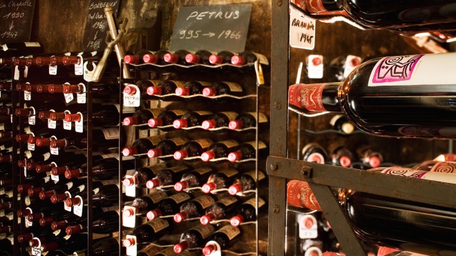 Из погреба ресторана в Париже украли вина на более чем €500 тысяч