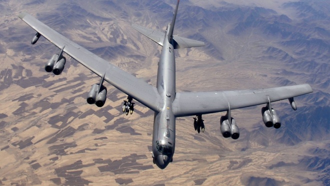 США перебросили в Европу три бомбардировщика Boeing B-52H Stratofortress. Они способны нести ядерные заряды