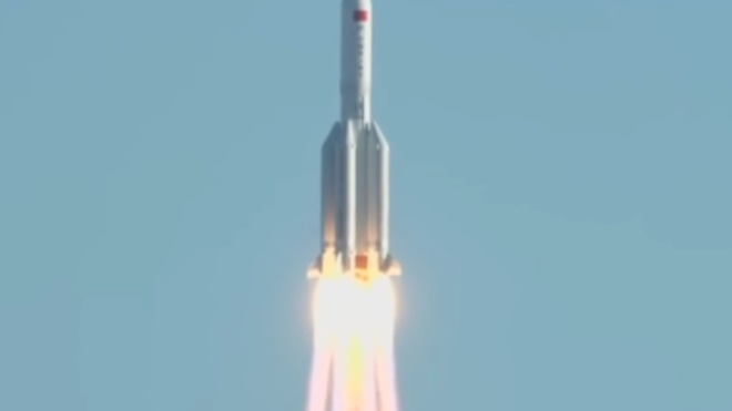 Китай запустил самую мощную ракету. В будущем она будет доставлять в космос людей