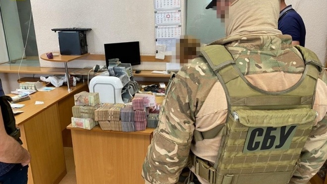 СБУ виявила в Одесі конвертцентр з обігом у 500 млн гривень. Зловмисники переказували гроші в Росію