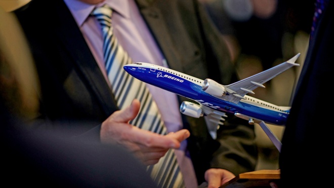 Разбился Boeing 737 MAX 8 — второй за пять месяцев. Более 20 стран сняли его с рейсов, Украина ожидает первый в апреле. Кто еще летает на этом самолете?