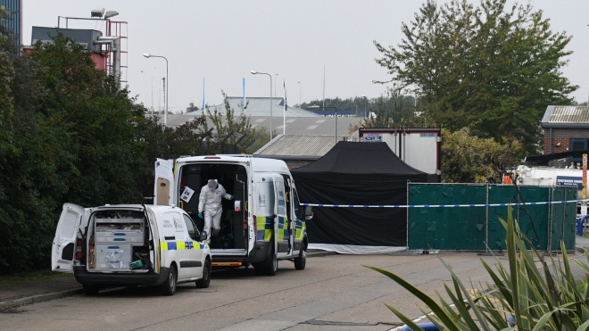 Полиция Лондона задержала двух подозреваемых в убийстве 39 китайцев, найденных в фуре