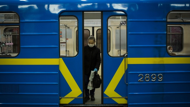 Шмыгаль рассказал, могут ли в Украине снова закрыть общественный транспорт из-за коронавируса