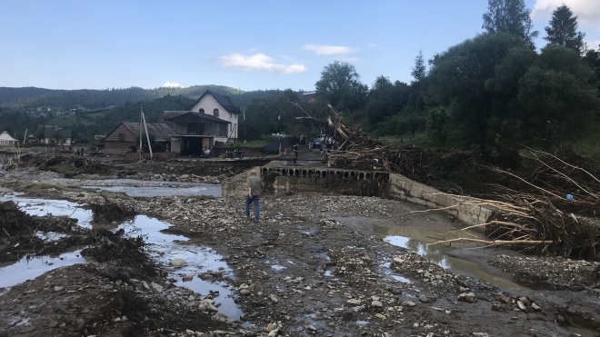 Наводнения на западе: ЕС ответил на просьбу Украины о помощи. Швеция готова предоставить барьеры и своих экспертов