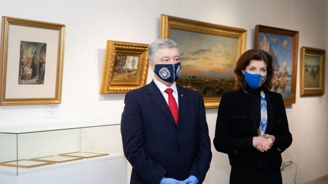 Защита Порошенко: ГБР объяснило обыски в музее Гончара и арест картин «недопущением уничтожения ценностей»