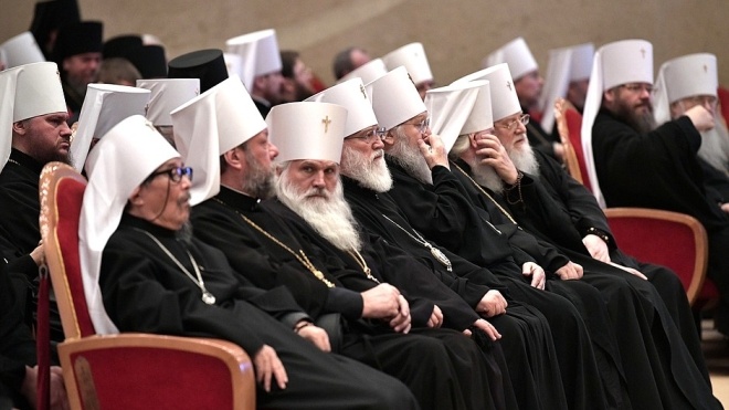 Автокефалія УПЦ: у Мінську розпочався Синод РПЦ, на якому обіцяють дати «жорстку відповідь» Вселенському патріархату