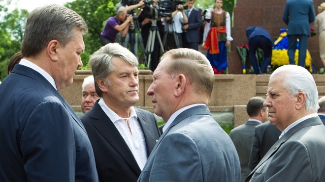 Все ждут дебатов Порошенко и Зеленского на стадионе. Мы вспомнили, как готовились к дебатам и побеждали на них четыре украинских президента