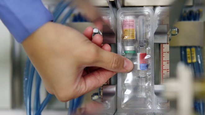 Ізраїль отримав першу партію вакцини від COVID-19. Pfizer поставила понад 100 тисяч доз