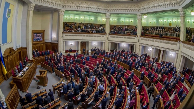 Рада підтримала зміни до Конституції про курс України на ЄС і НАТО