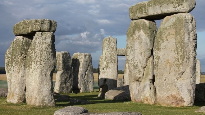 Камни для Стоунхенджа, похоже, тащили волоком на санях. Британские археологи нашли этому новое подтверждение