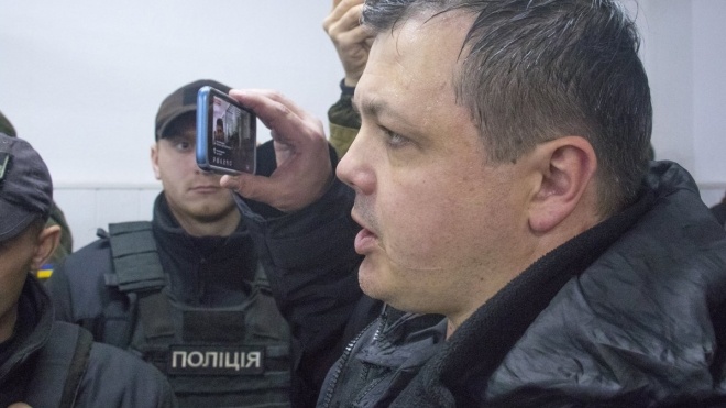 Суд в Тбилиси оставил задержанных украинцев и грузинского добровольца под арестом