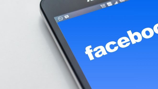 Facebook почала оцінювати користувачів за шкалою від нуля до одиниці. Так компанія визначає,чи можна їм довіряти