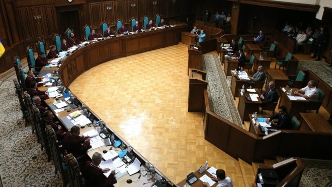 Венецианская комиссия отреагировала на законопроект Зеленского: Увольнение судей КСУ будет грубым нарушением Конституции