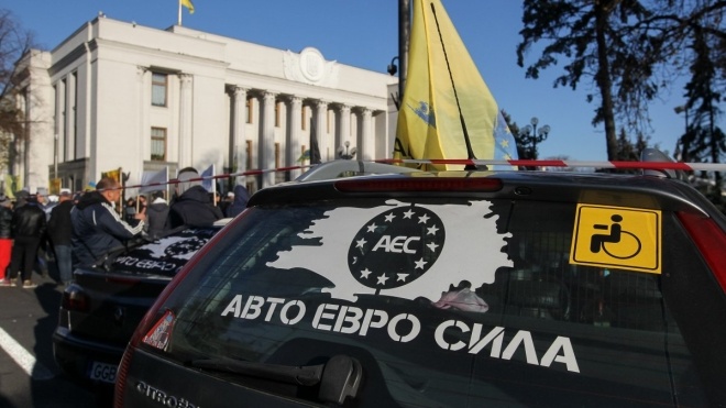 Полиция открыла 15 производств из-за акции водителей автомобилей с «еврономерами»
