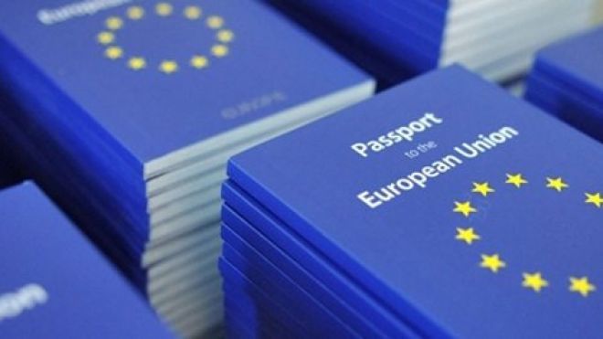 Spiegel: Евросоюз ужесточит получение гражданства для выходцев из республик бывшего СССР и Китая