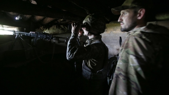 СЦКК: Бойовики укріплюють нові оборонні позиції біля Донецького аеропорту та Широкиного