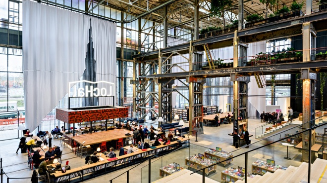 Библиотека в Нидерландах стала самым красивым зданием 2019 года. Раньше это был локомотивный ангар