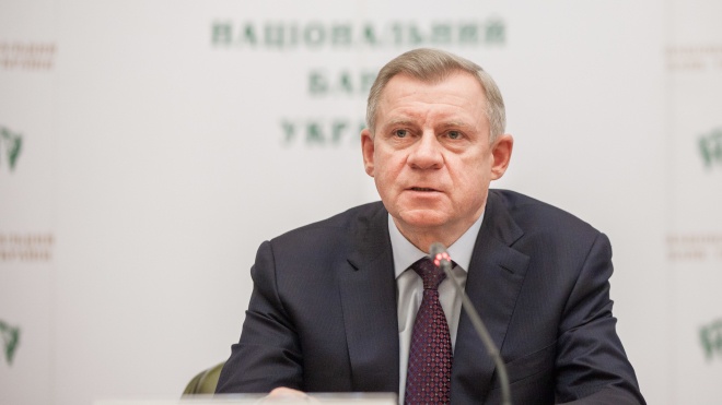 Голова Нацбанку Смолій подав у відставку. Своє рішення він пояснив «систематичним тиском»