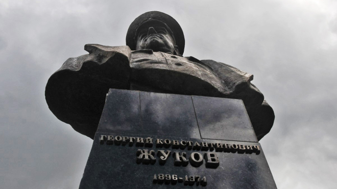 Інститут нацпам’яті звернувся до поліції та ГПУ через відновлений пам’ятник Жукову в Харкові
