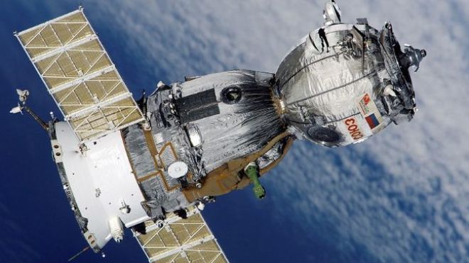 Утечка воздуха на космическом корабле «Союз»: что произошло и причем тут клей?