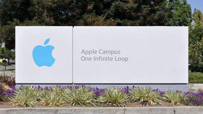 В Калифорнии беспилотный автомобиль Apple столкнулся с электрокаром