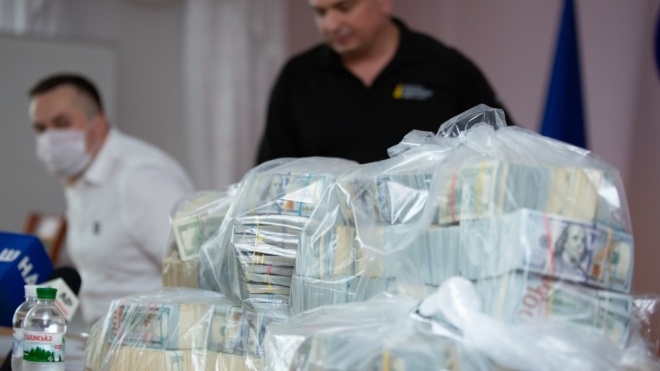 Справа про хабар у $6 мільйонів: обвинувачена Мазурова отримала пʼять років вʼязниці умовно