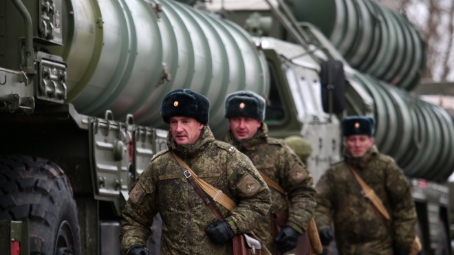 «Для обороны границ». Россия развернула в Крыму четвертый дивизион ракетных систем С-400