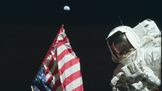 50 лет первой высадке на Луну. Автографы вместо страховки, спасительная ручка и угроза космических вирусов — вспоминаем интересные факты о миссии «Аполлон-11»