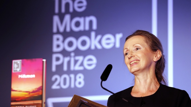 Букеровскую премию впервые получила писательница из Северной Ирландии