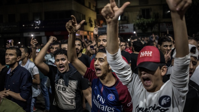 Протести в Єгипті: активісти пікетують готель президента ас-Сісі, соцмережі заблоковані, а поліція заарештувала понад 350 осіб