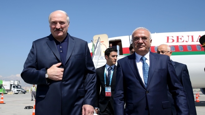 Самолет президента Беларуси Лукашенко выставили на аукцион за $2 млн