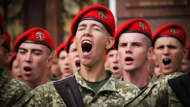 Рада приняла приветствие «Слава Украине!» для военнослужащих и полицейских