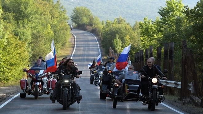 МЗС України засудило поїздку Путіна до Криму, під час якої він катався на мотоциклі з коляскою