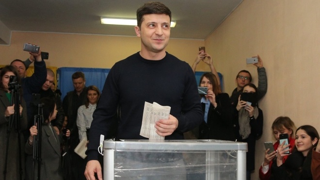 Кандидат в президенты Зеленский проголосовал в Киеве