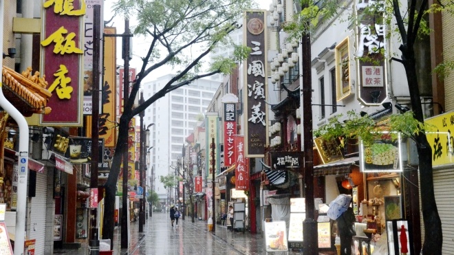 Япония ослабила чрезвычайное положение в столице. Правительство отмечает победу над пандемией