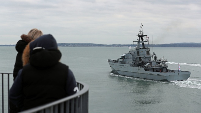 Великобритания направила в Ла-Манш патрульный корабль для сдерживания нелегальных мигрантов