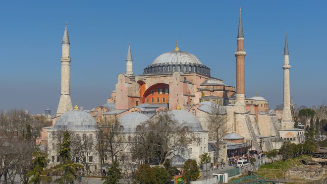 Турецкий суд отложил решение о «превращении» собора Святой Софии в мечеть